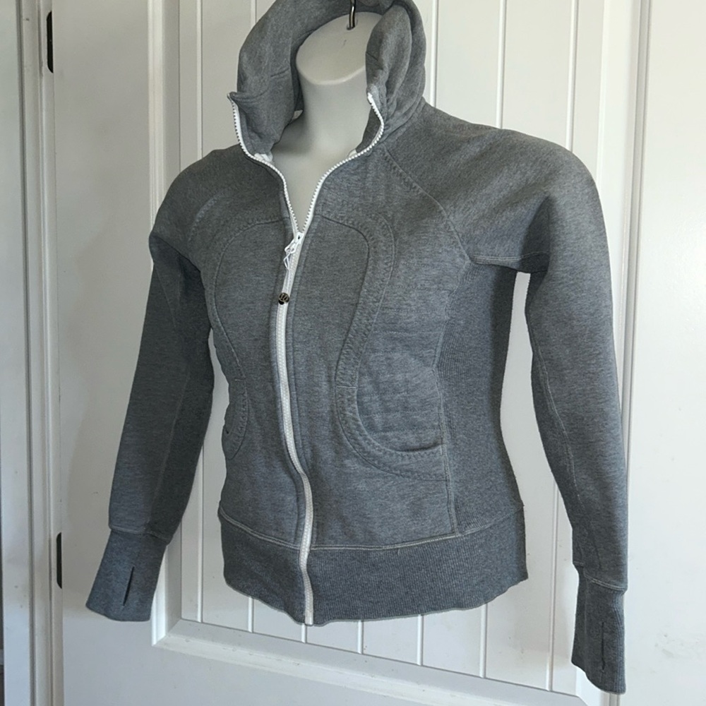 Lululemon Scuba